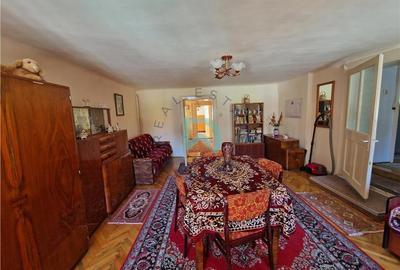 Casă individuală cu 5 camere cu Teren 150 Mp în Central - 2