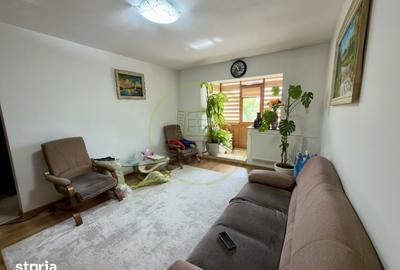 Apartament cu 2 camere semidecomandat, mobilat în Craiovița Nouă