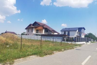 Lacul Morii , unic proprietar , intravilan , deschidere generoasa , utilitati . - 6