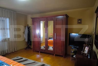 Casă cu 7 camere semidecomandat cu Teren 1430 Mp în Podari - 7