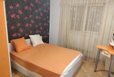 Apartament cu 3 camere semidecomandat în Central - 3