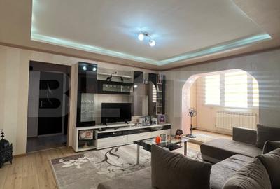 Apartament cu 3 camere, 87mp, zona Campia Turzii