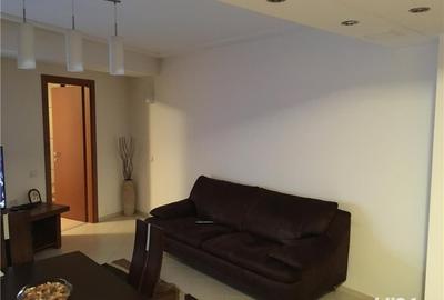 Apartament cu 3 camere semidecomandat, mobilat în Decebal - 1