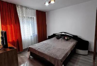 Apartament cu 2 camere decomandat, mobilat în 1 Mai - 8