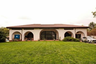 Casă individuală cu 5 camere cu Canalizare în Corbeanca - 2