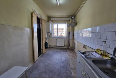 Apartament 2 camere, 2 balcoane + terasa,decomandat, Bv Decebal Apartament 2 camere, 2 balcoane + terasa,decomandat, Bv Decebal - 6