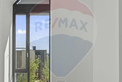 Vila moderna, cu finisaje premium, 5 camere in Tunari - Amber Forest - 9