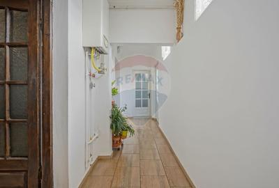 Casă individuală cu 5 camere cu Teren 1100 Mp în Central - 8