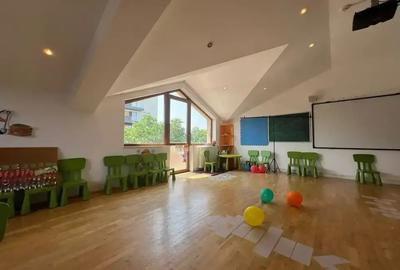 Vila 11 Camere De Inchiriat Militari Metrou-Pacii Curte 600 mp - 9