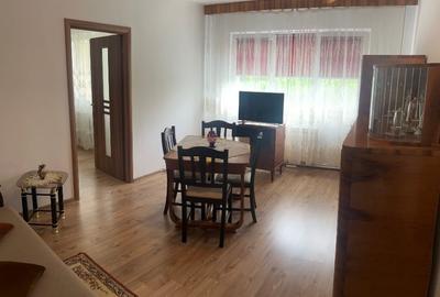 Apartament cu 2 camere semidecomandat, mobilat în Ultracentral - 1