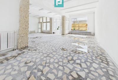 Spațiu comercial, de 1,000 mp, în Central - 13