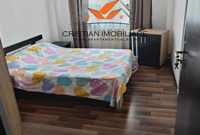 Apartament cu 4 camere decomandat în Cetate