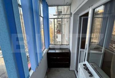 Apartament de vanzare, cu 2 camere, 42 mp, zona Decebal - 13