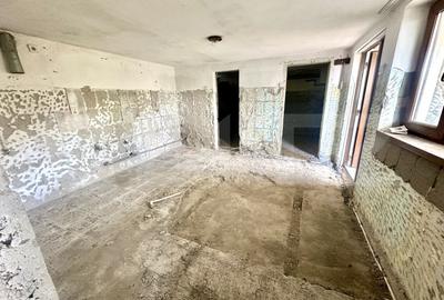 Casa de vanzare, 5 camere, teren 672 mp, Cugir - 9