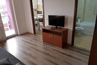 Garsonieră circulară în Roșu - 1
