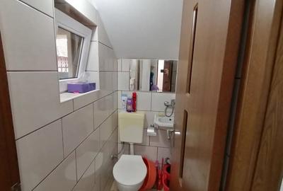Casă cu 3 camere cu Teren 100 Mp în Central - 10