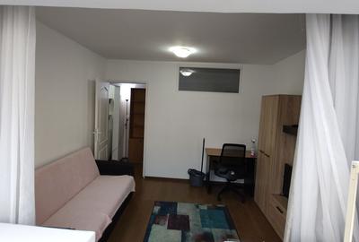 Apartament cu 2 camere decomandat în Alexandru cel Bun