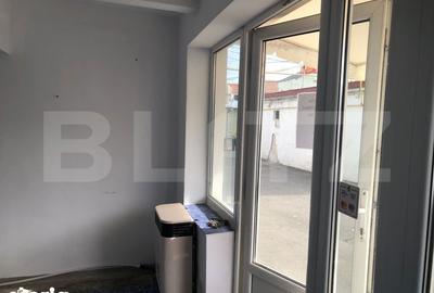 Spațiu comercial, de 26 mp, în Central - 1