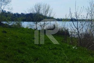 Teren de 10000 mp, în Balotești