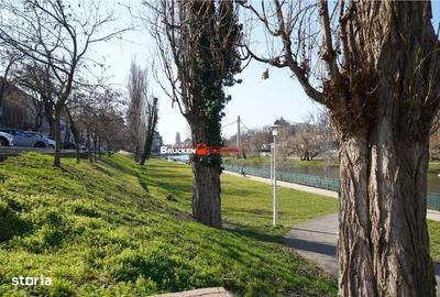 Apartament cu 4 camere în Ultracentral - 1