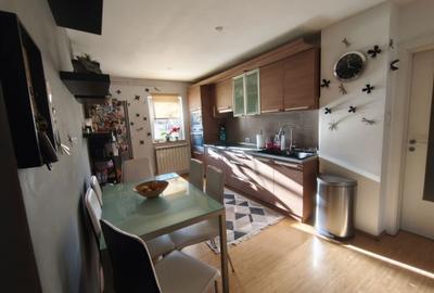 Apartament cu 3 camere decomandat în Central - 4