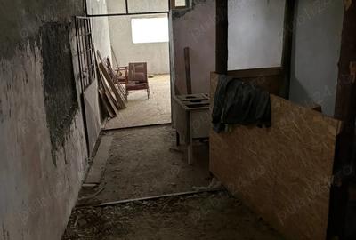 Vand casa spa?ioasa + teren 1100 mp in satul Goesti, Com. Lungani, jud. Ia?i - 1