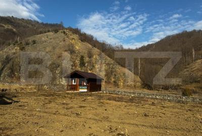 Teren de 3797 mp, în Valea Mănăstirii - 3