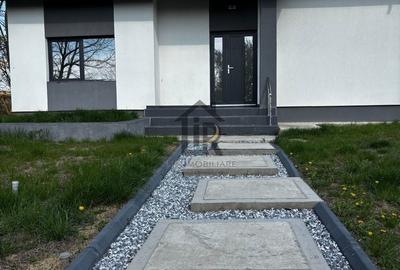 Casă cu 4 camere cu Teren 1500 Mp în Ciurea