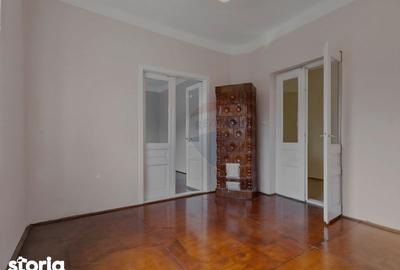 Casă cu 4 camere cu Teren 670 Mp în Central - 7