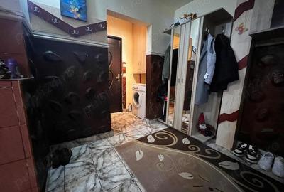 Apartament cu 2 camere decomandat în UTA - 1