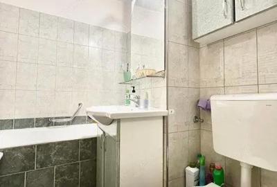 Apartament cu 3 camere decomandat, mobilat în Lunei - 9