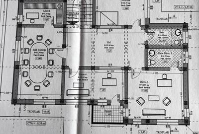 Spațiu comercial, de 1 mp, în Central - 8