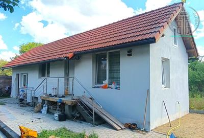 Casa individuala si teren de vanzare in Fagaras - 2