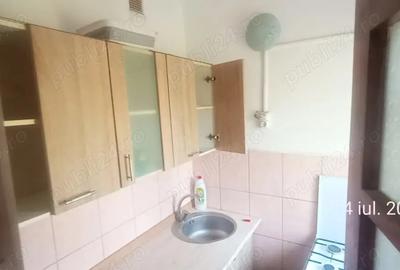 Inchiriez camera in apartament cu 3 camere Inchiriez camera in apartament cu 3 camere - 4