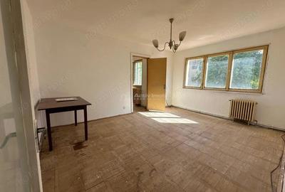 Apartament cu 2 camere semidecomandat în Moroasa 1 - 3