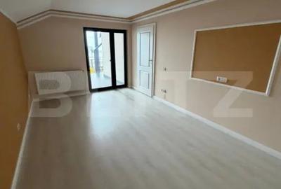 Casă cu 4 camere cu Teren 400 Mp în Central - 8