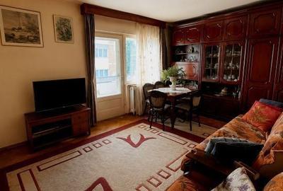 Apartament cu 3 camere decomandat în Central - 2