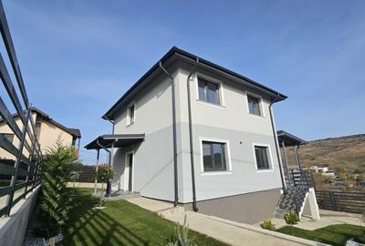 Casă individuală cu 4 camere cu Canalizare în Popas Păcurari - 2