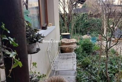 Casă cu 3 camere cu Teren 110 Mp în 1 Decembrie - 2