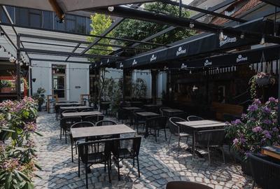 Spațiu comercial, de 620 mp, în Central - 15