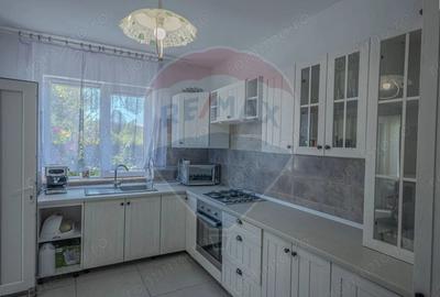 Casă cu Teren 160 Mp în Central - 3