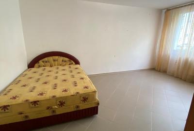 Garsoniera spatioasa cu centrala, parter, zona Narcisa - 2