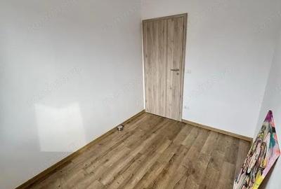 Apartament cu 3 camere în Central - 1