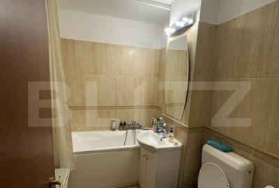Apartament cu 3 camere, 67 mp, zona Micro 17 - 3