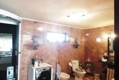 Casă cu 7 camere cu Teren 400 Mp în Domnești - 13