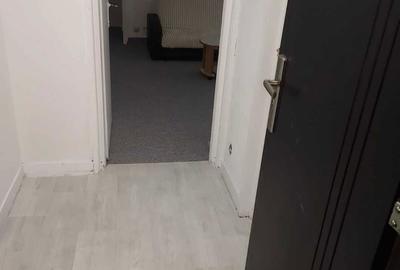 Apartament cu 3 camere decomandat în Exterior Vest - 2