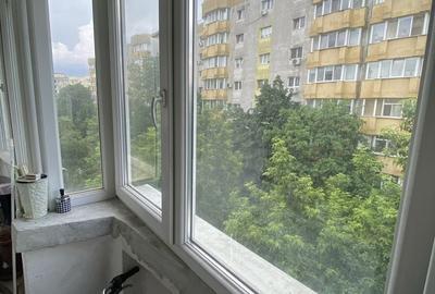 Apartament cu 4 camere decomandat în Tei - 3