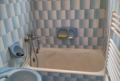 Apartament cu 2 camere semidecomandat în Micro 1 - 5