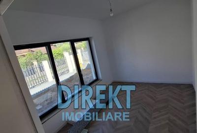 Casă cu 4 camere cu Teren 300 Mp în Central
