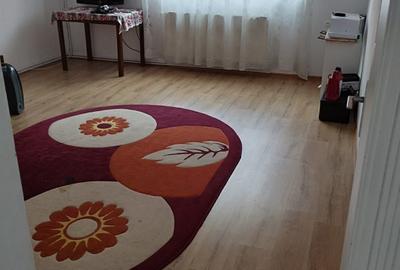 Casă cu 4 camere în Lotrioara